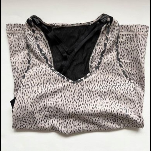 Lululemon Cheetah Print Tank - Picture 1 of 4